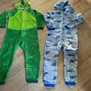 Bundle Carter's Green Dinosaur and Blue Camouflage Footies